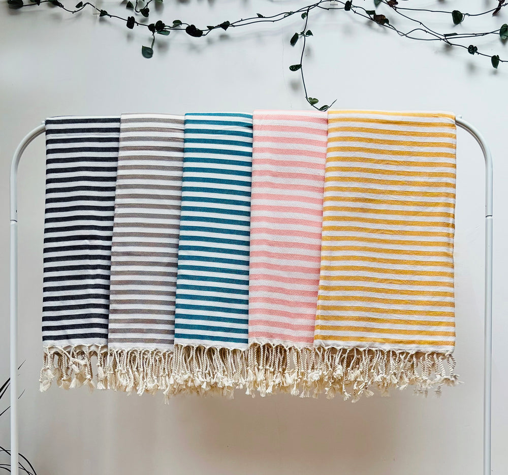 MODERN - 100% Organic Cotton Turkish Towel Peach/White