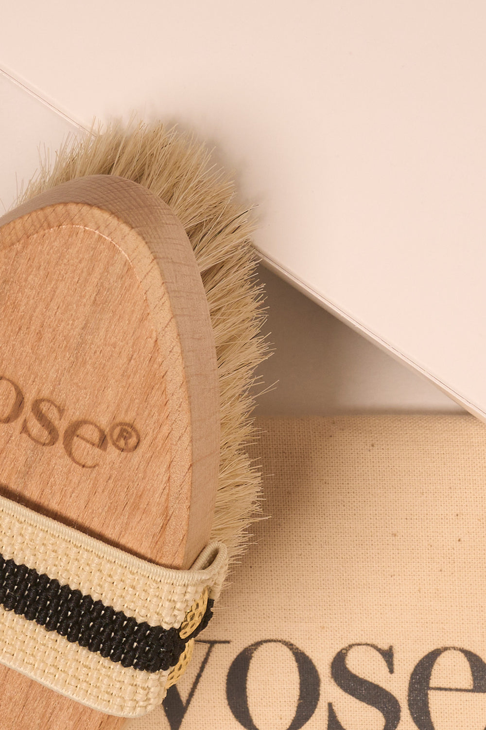 Vose - 100% Horse Hair Body Brush - Lotus