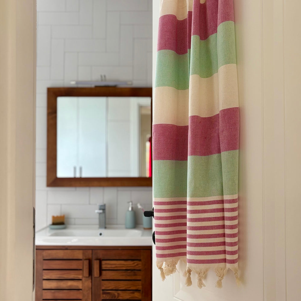 RIVIERA – 100% Cotton Turkish Towel Dark Pink/Green