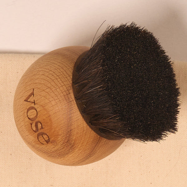 Round shaped black horse hair face brush