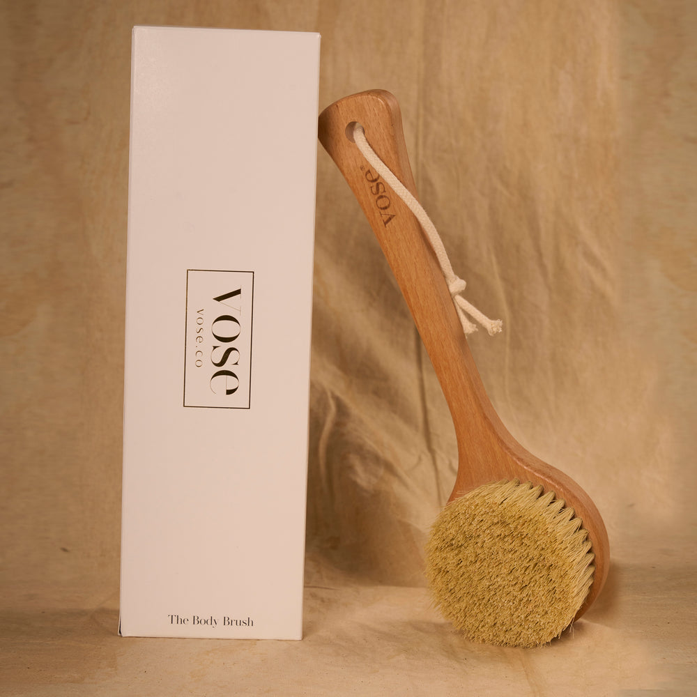 1000 Vose Natural and vegan cactus bristle body brush on display with its packaging