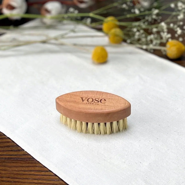 Vose - 100% Cactus Bristle Vegan Nail Brush - Fig Wellbeing