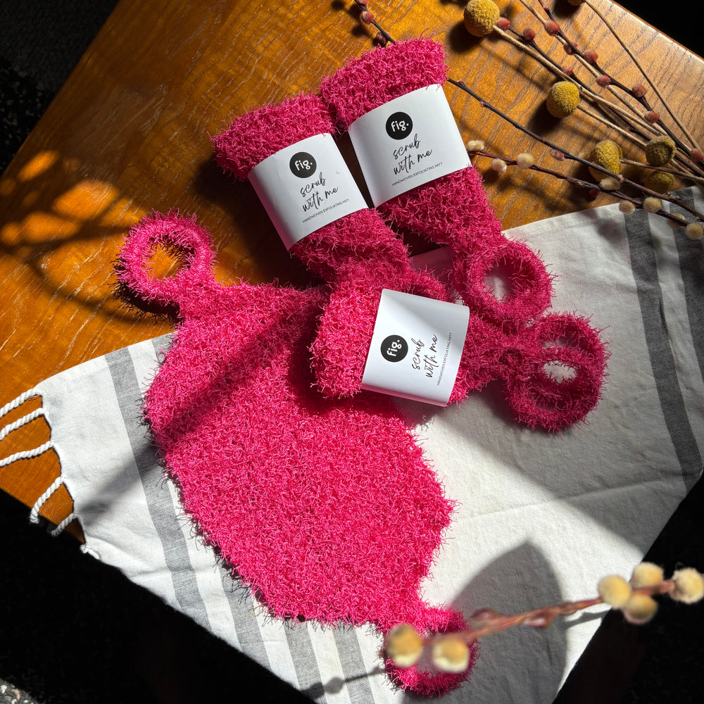 handwoven exfoliating shower & bath mitt