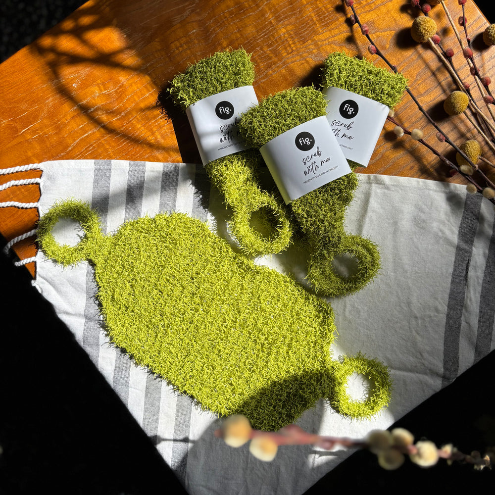 handwoven exfoliating shower & bath mitt