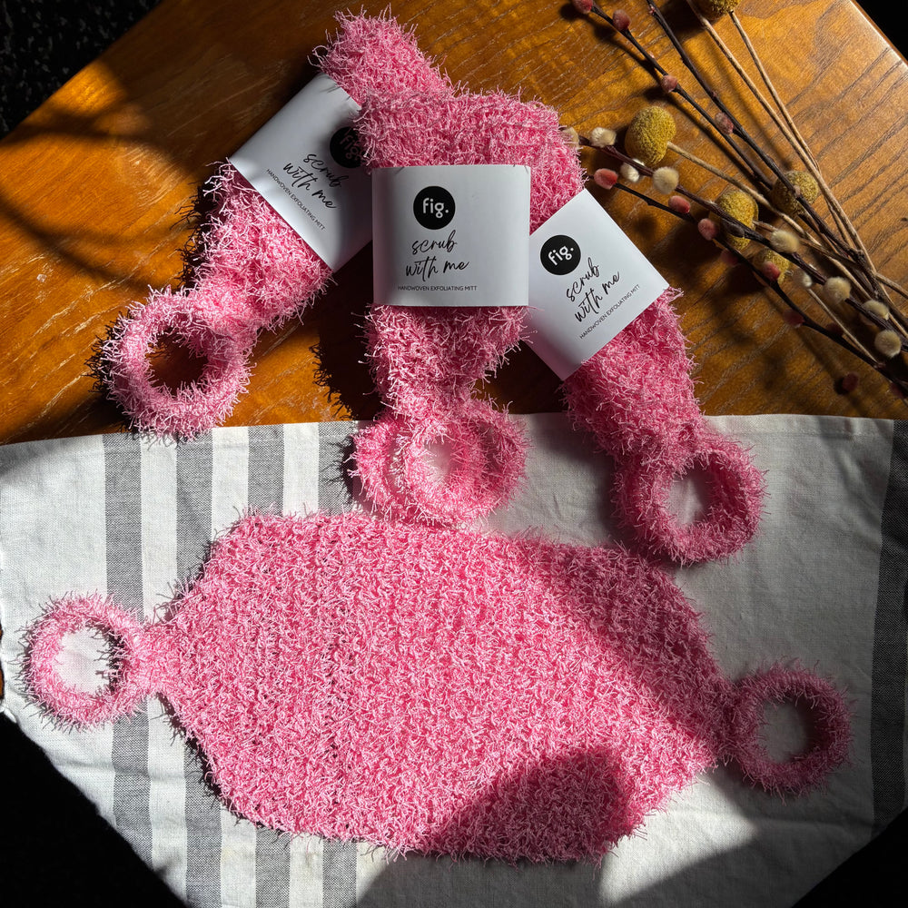 handwoven exfoliating shower & bath mitt