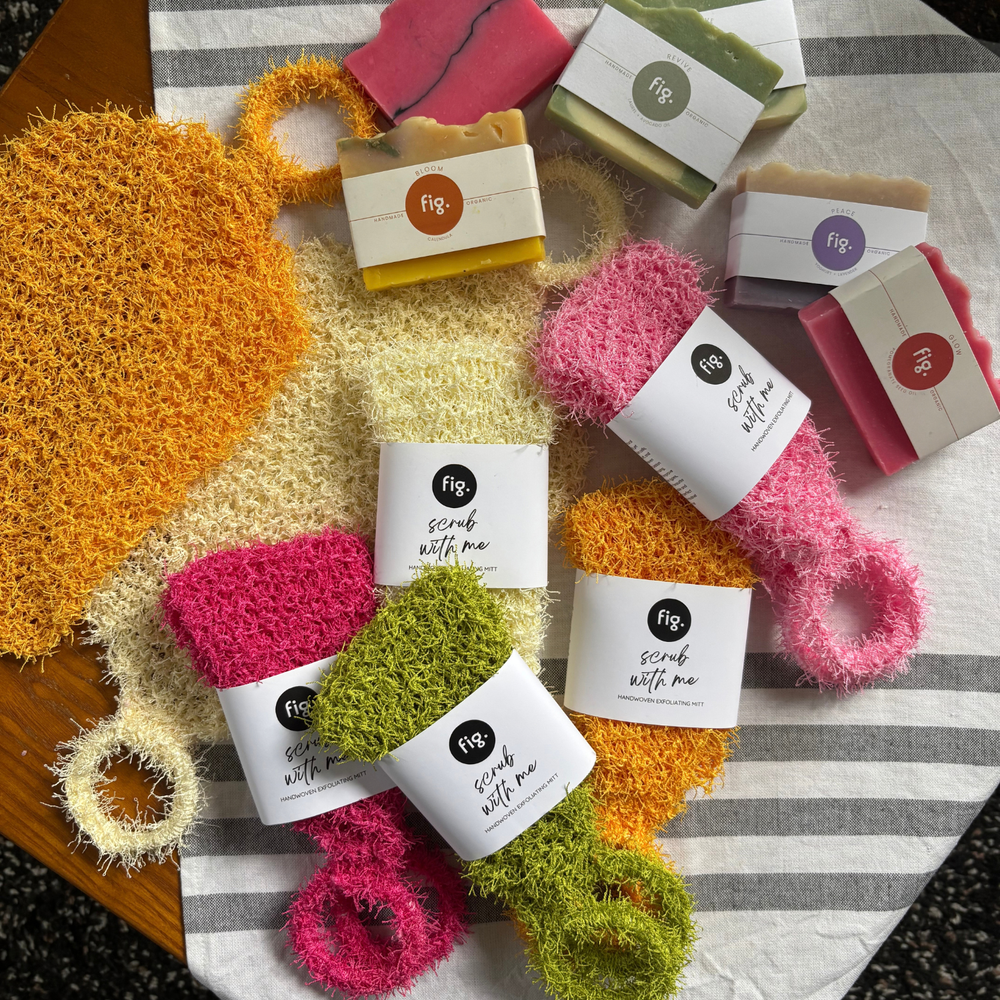 natural soap bars & exfoliating shower mitts loofahs
